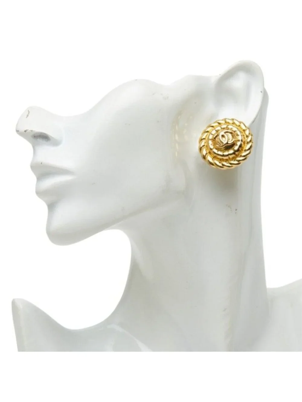 Chanel CC Logo Vintage Earrings Ear Clip Round Gold Plated